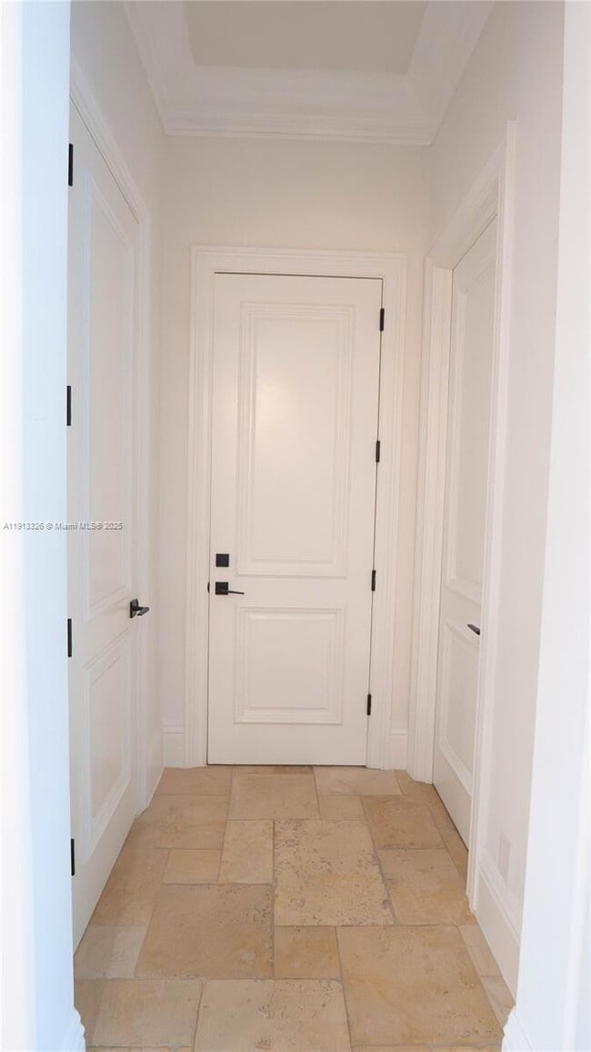 Building Photo - 959 Eve St