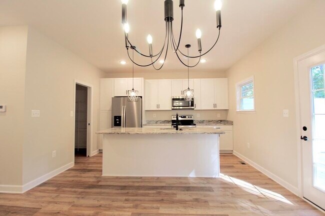 Building Photo - 1515 Palomino Trl