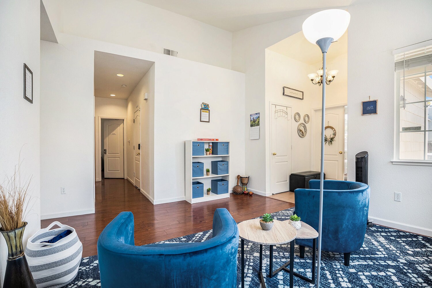 Building Photo - 1701 Mount Silliman Way