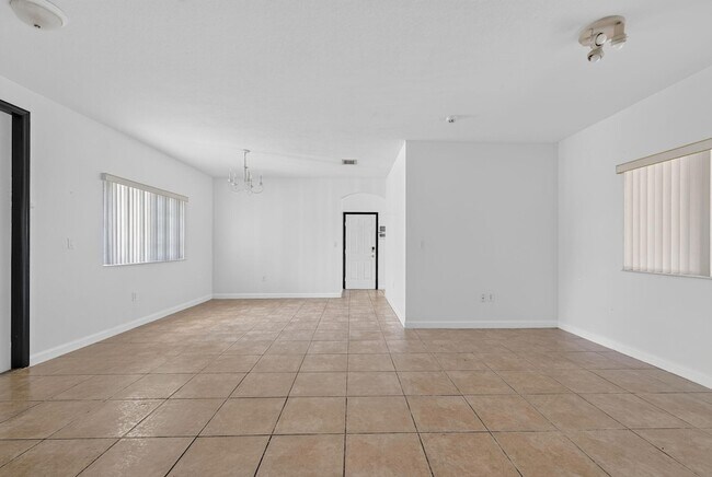 Building Photo - 14264 SW 289 Ter