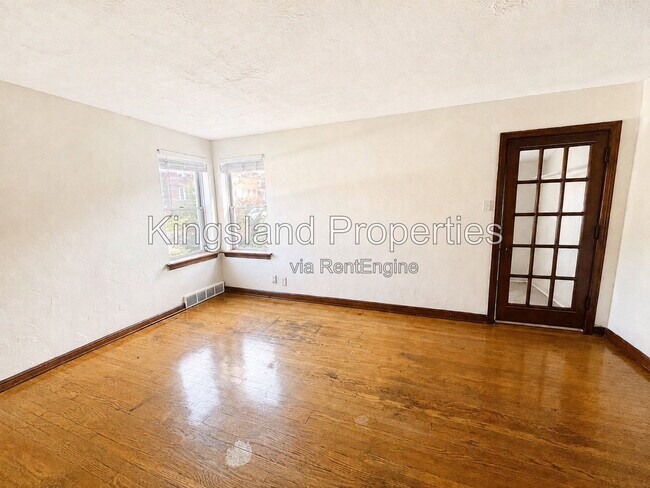 Building Photo - 3841 Kingsland Ct