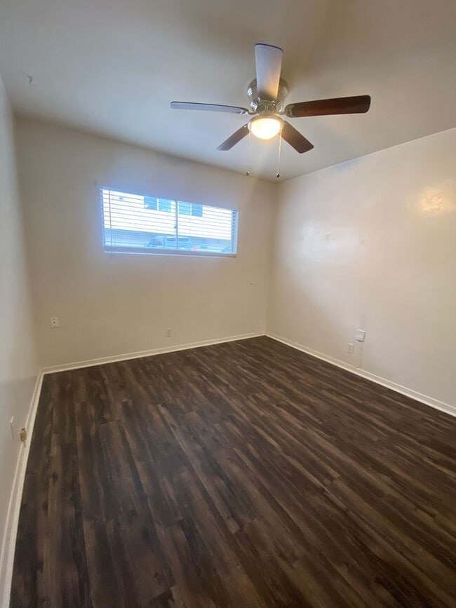 Building Photo - 4937 Coronado Ave