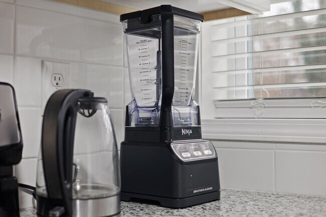 Building Photo - 3285 Marlanta Dr