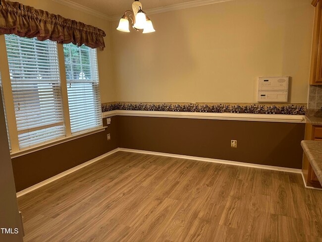 Building Photo - 501 Founders Walk Dr