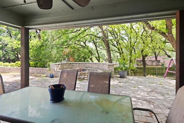 Building Photo - 2123 Wilson Dr