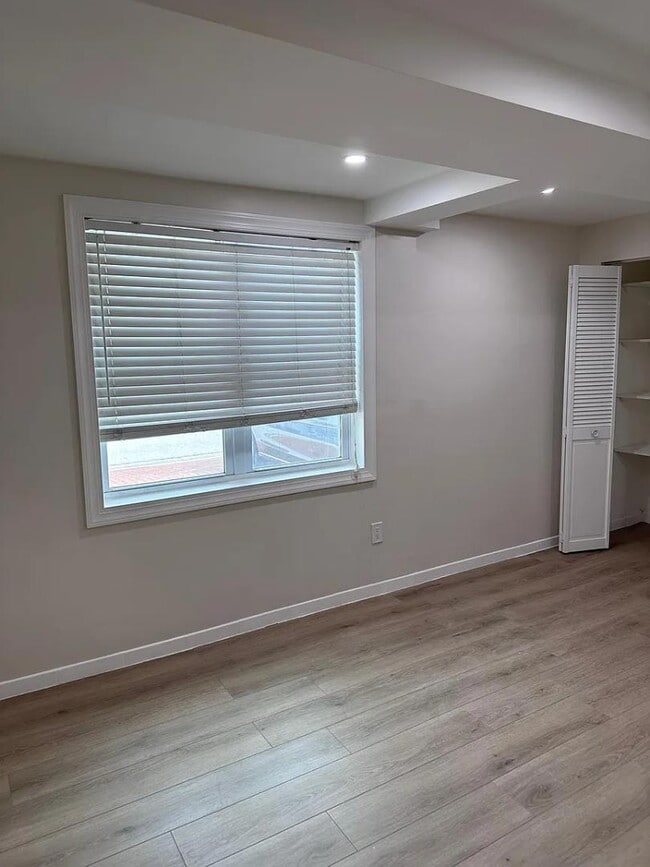 Building Photo - 3505 Iris St N