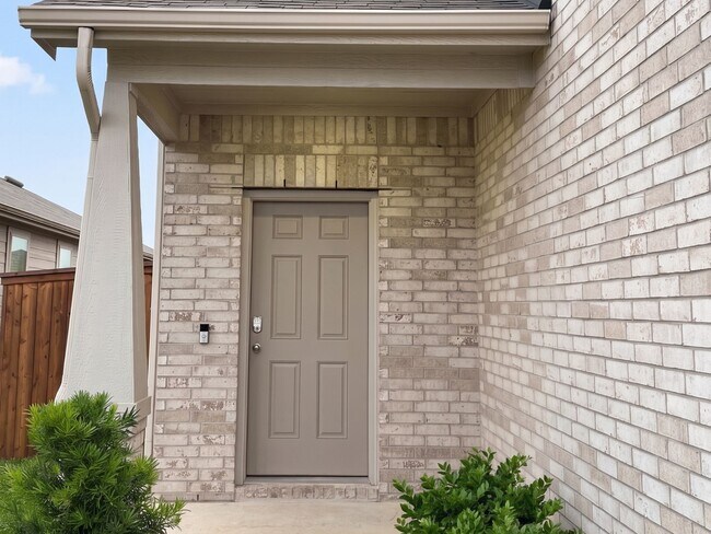 Building Photo - 15138 Canyon Rapids Rd