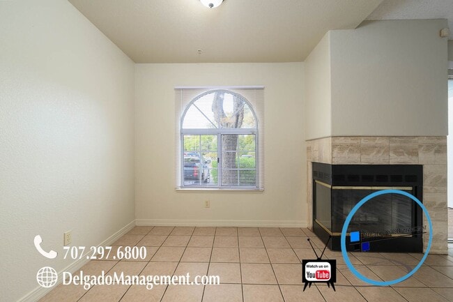 Building Photo - Newly renovated 3 bedroom, 2 bath condo