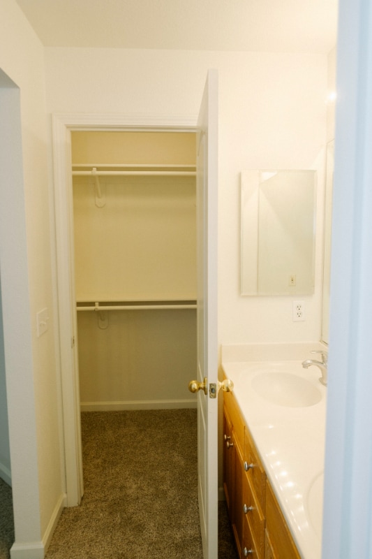 Building Photo - 4096 Laurel Walk Ln