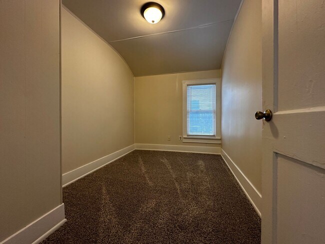 Building Photo - 1020 Berner St