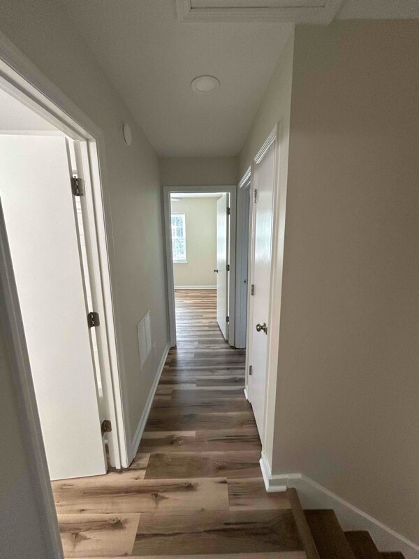 Building Photo - 1021 Hunters Trce