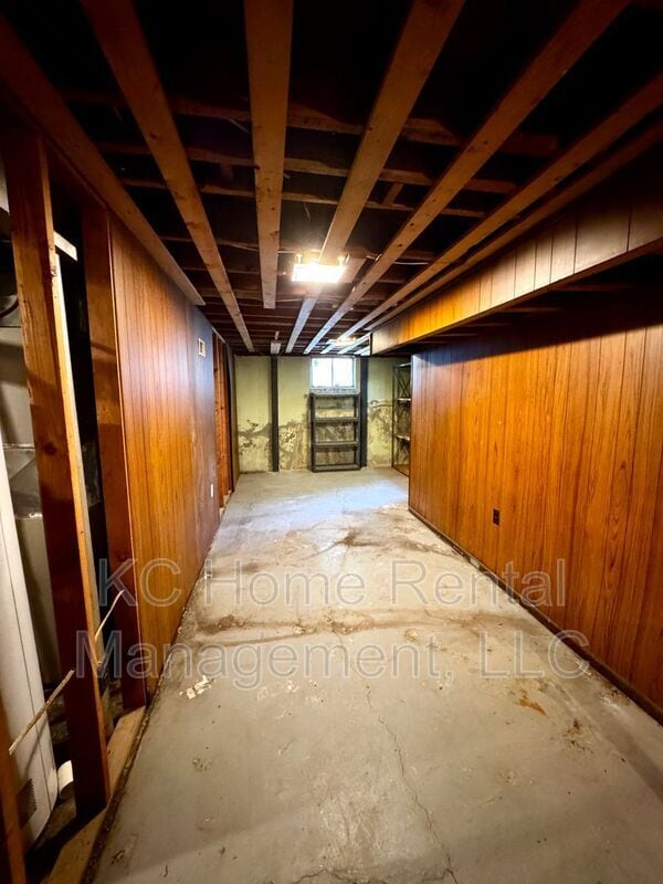 Building Photo - 5431 Outlook St