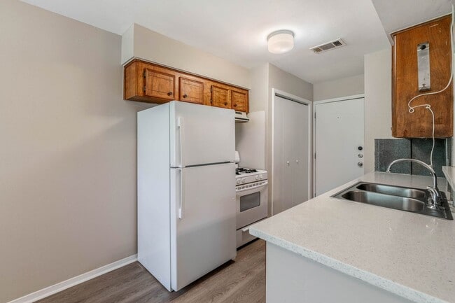 Building Photo - 1210 Neal Pickett Dr