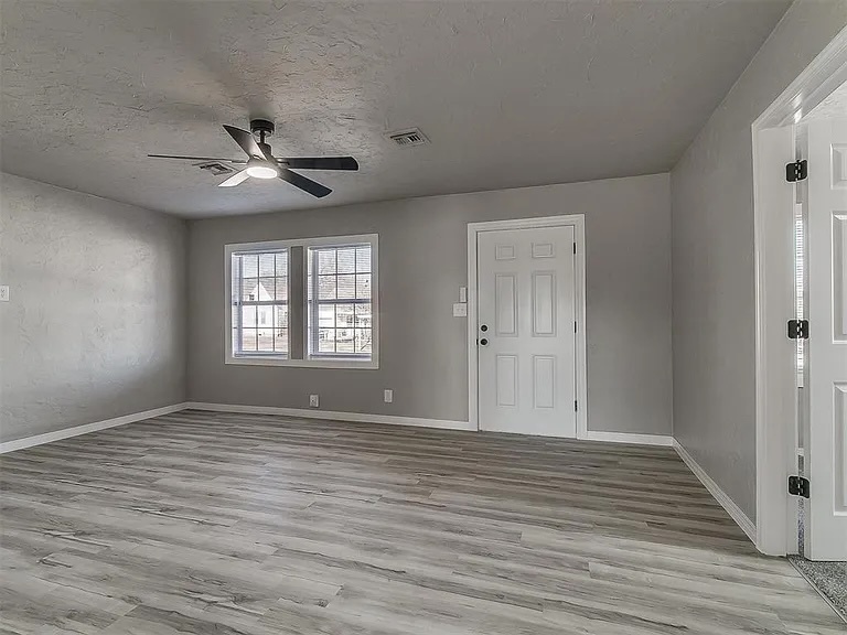 Living room - 2200 NW 33rd St