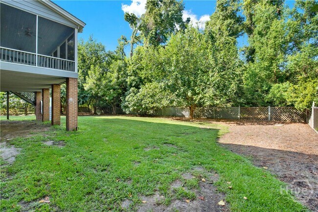 Building Photo - 5 Anchor Ct