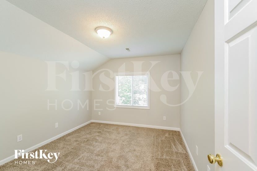 Building Photo - 1510 Barry Oak Ct