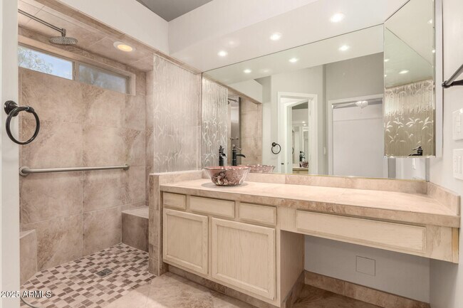 Building Photo - 17303 E Caliente Dr