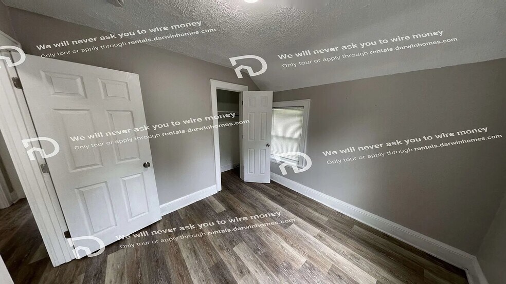 Building Photo - 336 Madison Ave