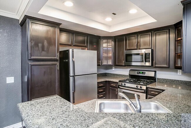 Building Photo - 3877 Pell Pl