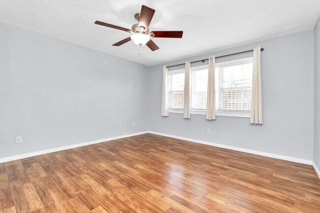 Building Photo - 13406 Splintered Oak Dr