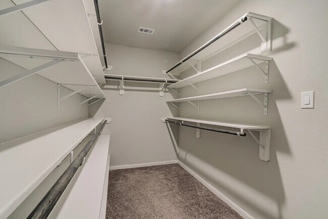 Building Photo - 4423 Sandhill Terrace Ln