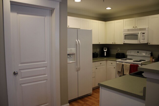 Building Photo - 14-1421 Adkisson