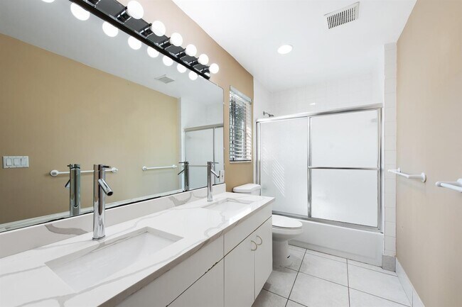 Building Photo - 12723 NW 21st Pl