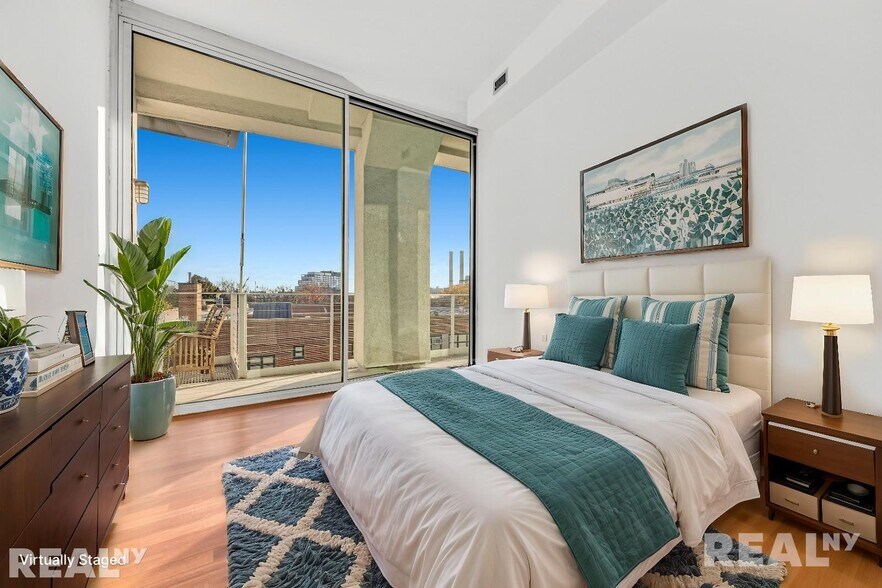 Building Photo - 99 Gold St