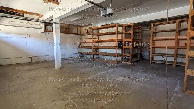 Building Photo - 1745 N Pheasant St