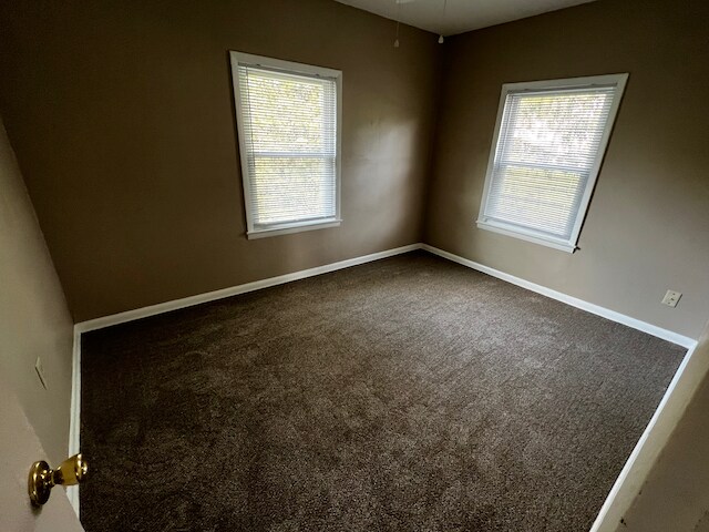 Secondary Bedroom - 1370 Elkhorn Rd