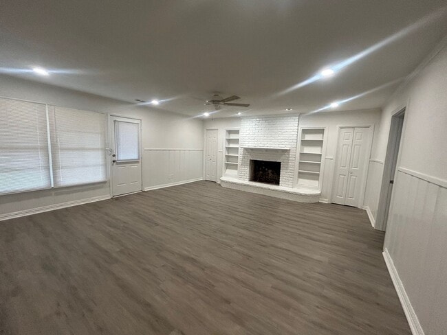 Building Photo - Newly renovated 3 bedroom in Central Waco