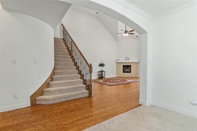 Building Photo - 1611 McMaster Ln