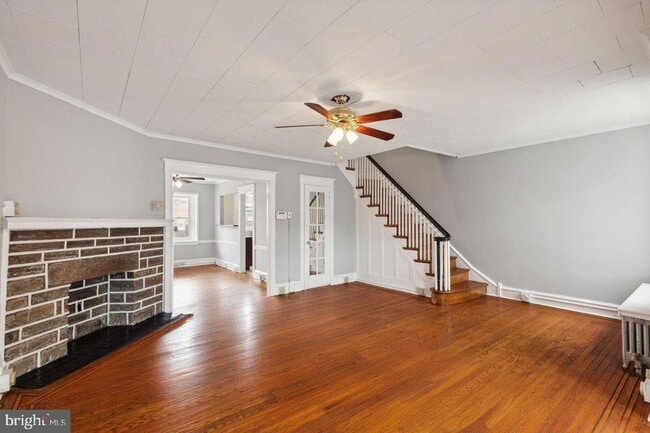 Building Photo - 1214 Van Kirk St