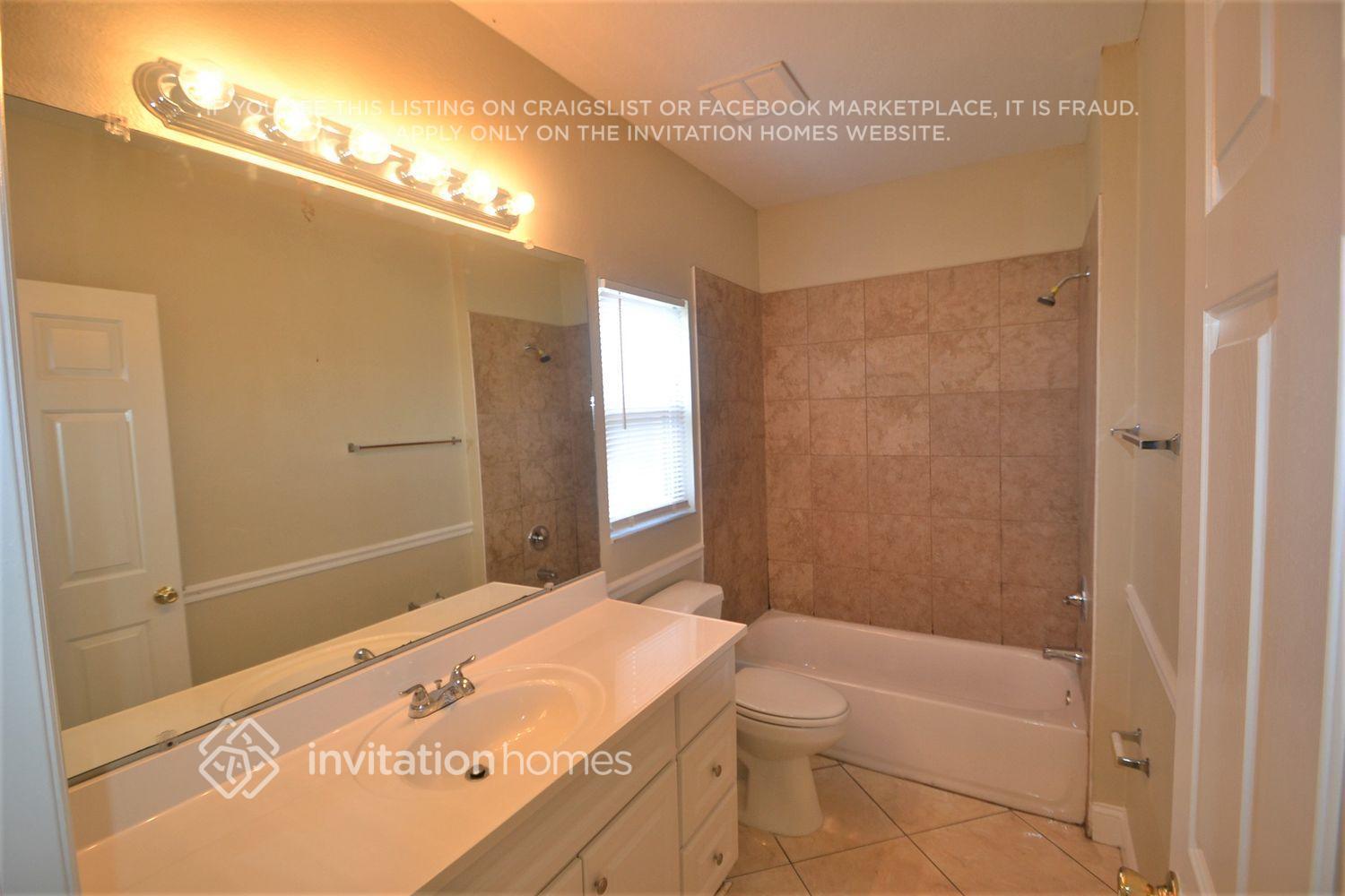 Building Photo - 236 Bedford Dr