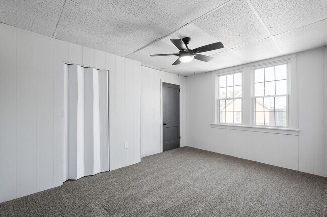 Building Photo - 2810 Freeland St