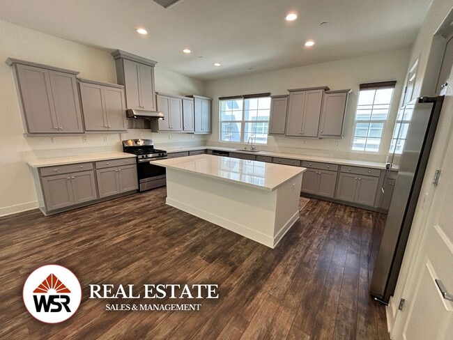Building Photo - Stunning 4 Bedroom Townhome in the Heart of Chino Hills