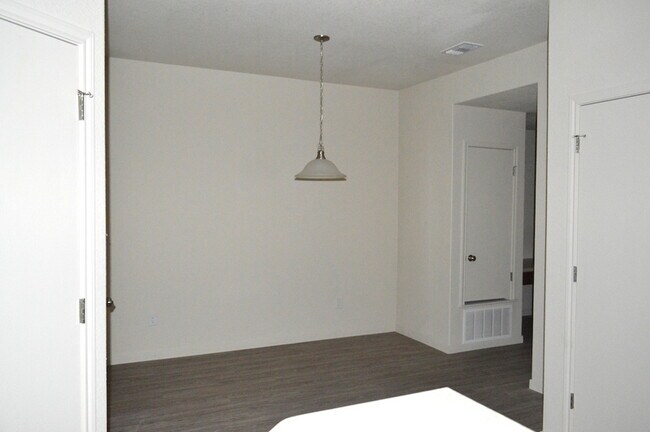 Building Photo - 5709 Rustler Dr