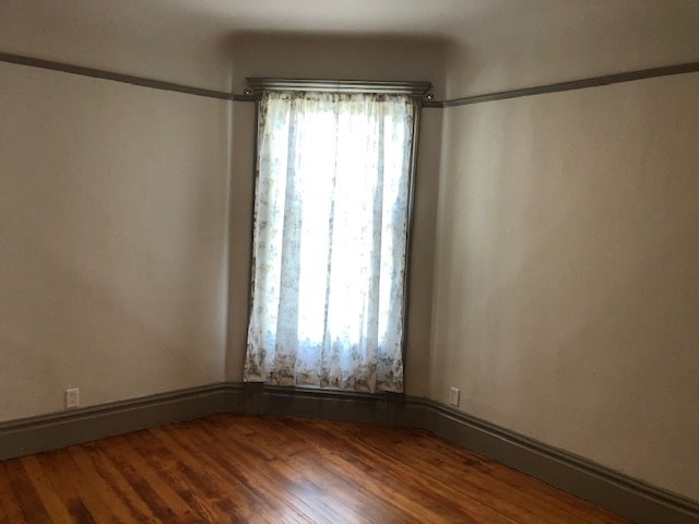 Front bedroom - 1542 Hayes St