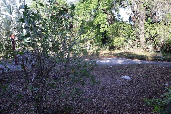 Building Photo - 3815 W De Leon St