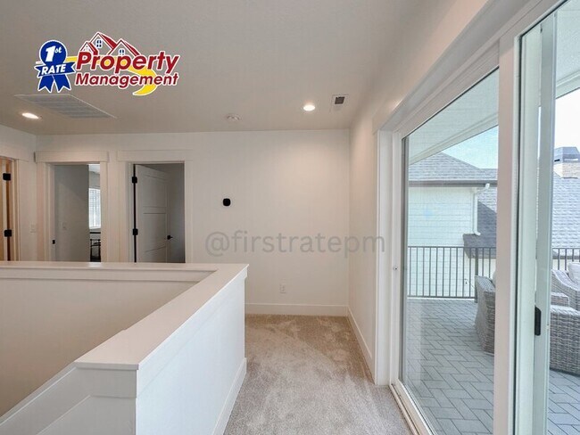 Building Photo - 2975 West Hidden Springs Drive