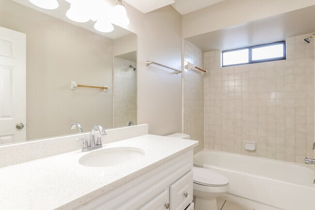 Building Photo - 3667 Lumberjack Cir N