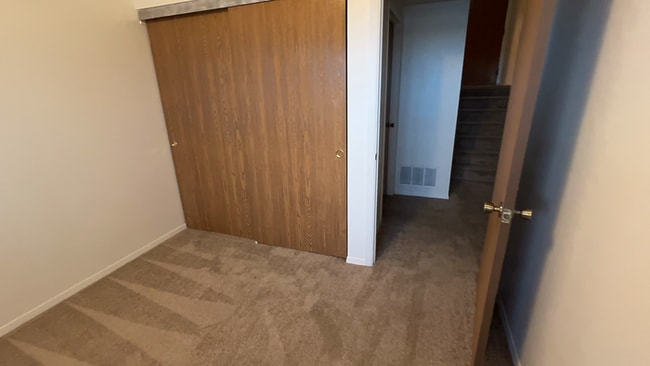 Building Photo - 375 Mickelson Ct