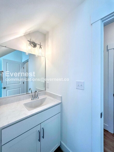 Building Photo - 5214 Campbell Ave