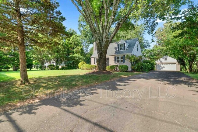 Building Photo - 3318 Holloman Rd