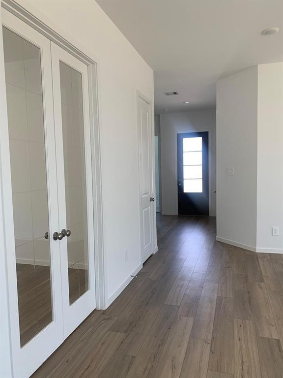 Building Photo - 32030 Meadowlake Mews Ln