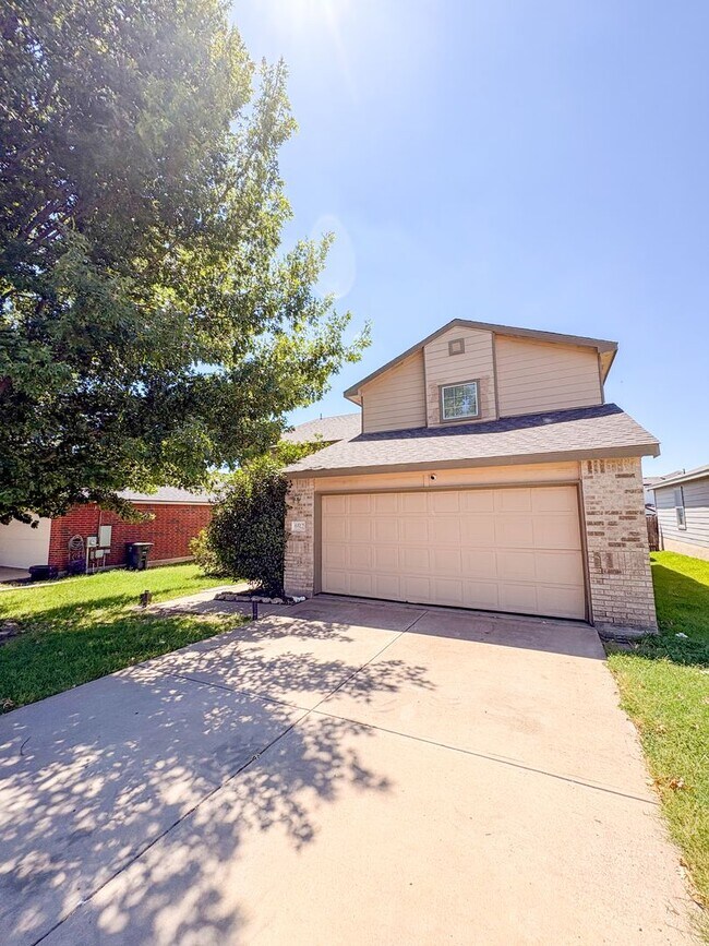 Building Photo - 6512 Taree Loop