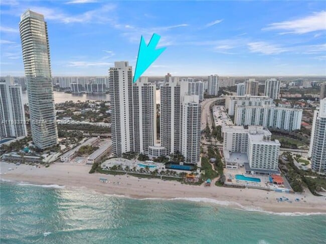 Building Photo - 19111 Collins Ave