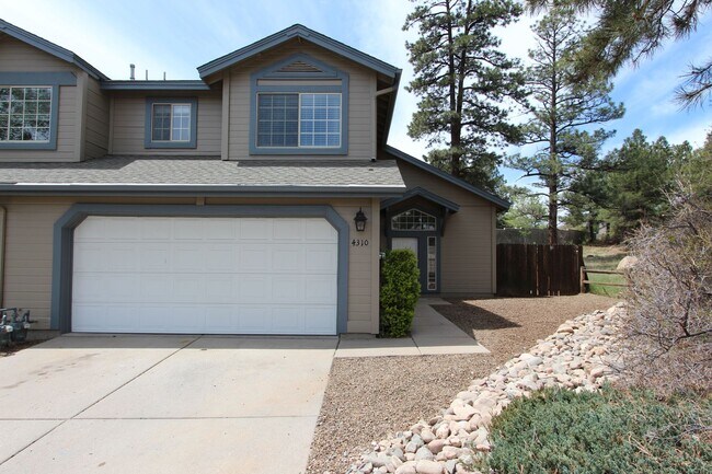 Building Photo - Remodeled End-Unit Townhome @ Village at Elk Run | 3 Bed, 2.5 Bath + 2-Car Garage