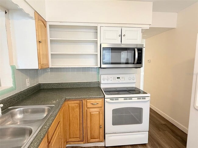 Building Photo - 1543 43rd St S