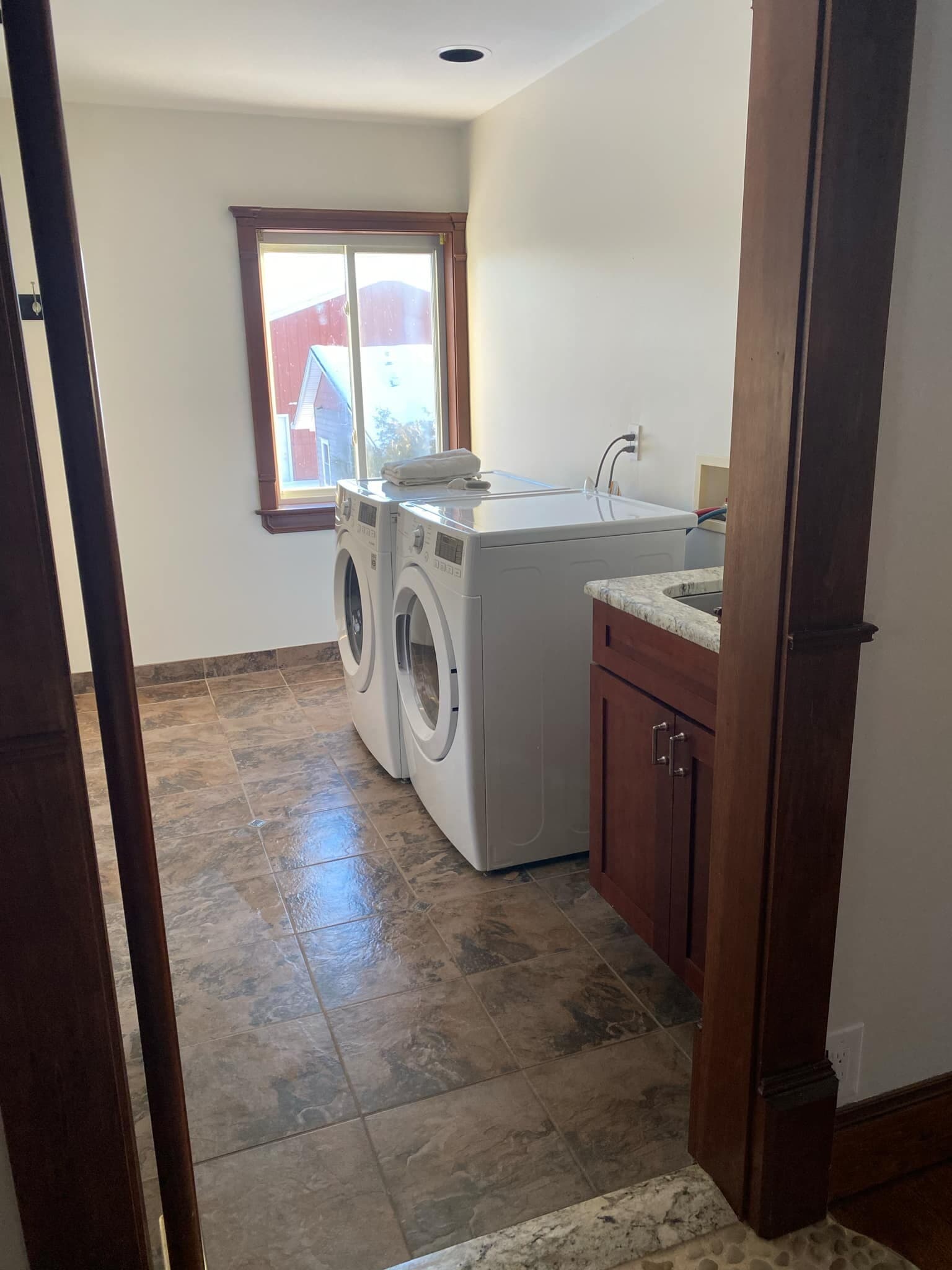 Building Photo - 71201 Coon Creek Rd